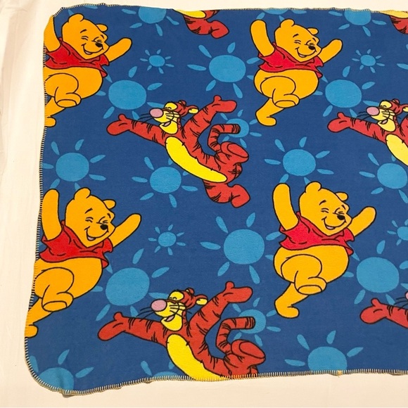 Vintage Winnie The Pooh Fleece Blanket Tigger - Picture 2 of 16
